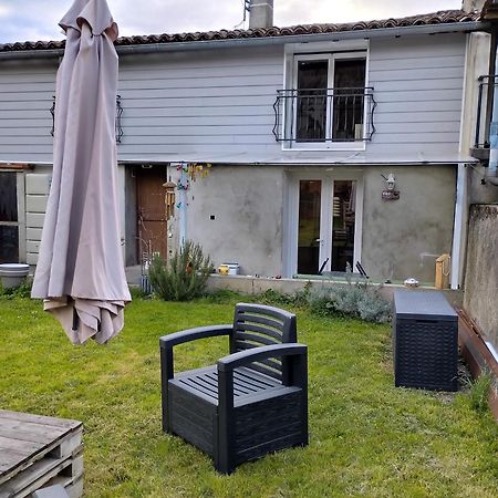 Le Petit Nid Leilighet Montgaillard  Eksteriør bilde